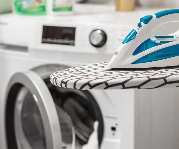 Pineapple - Zwinger Viii - 85qm - 1x Free Parking